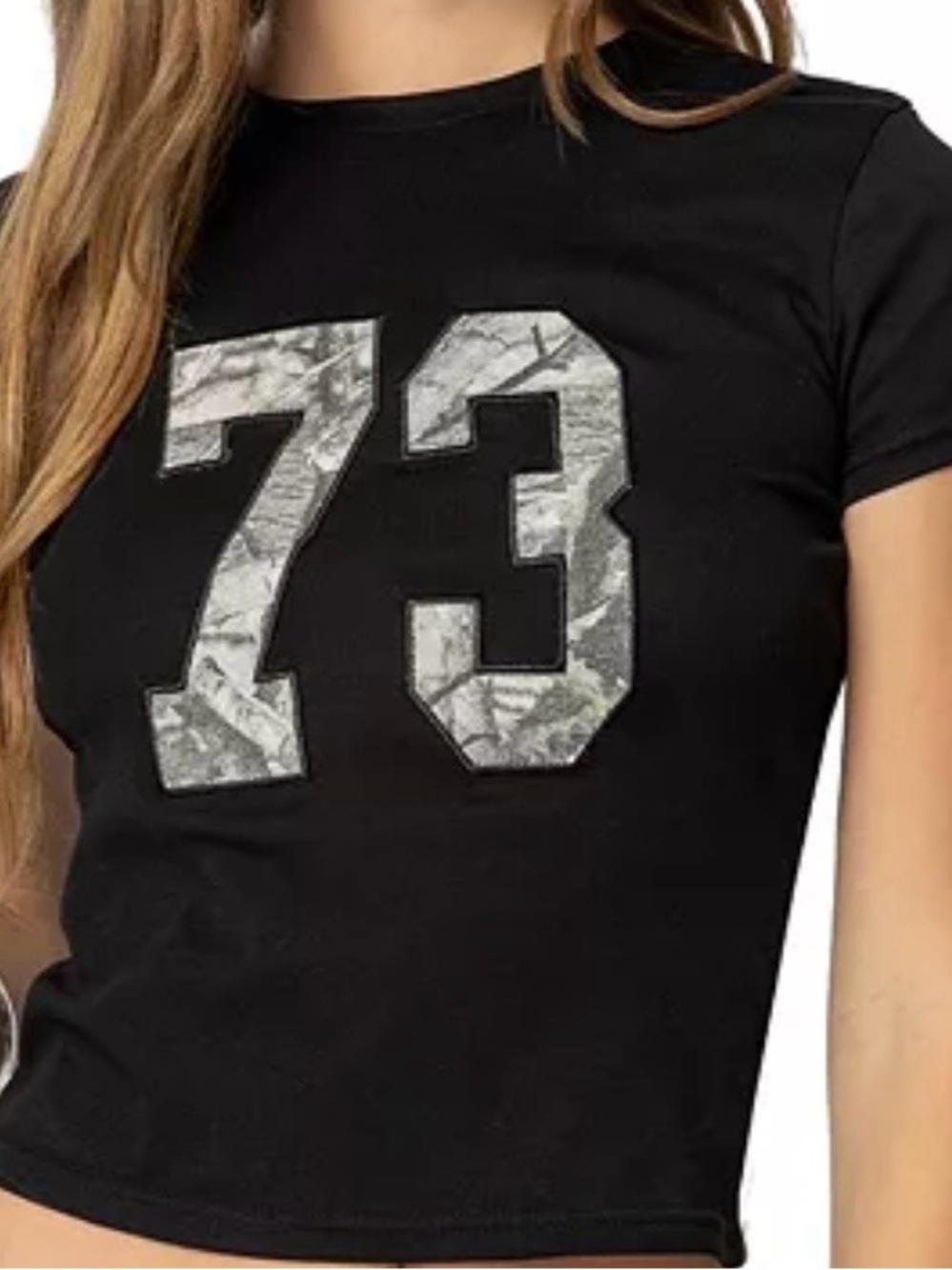 Edikted Women's Black T-shirt  L